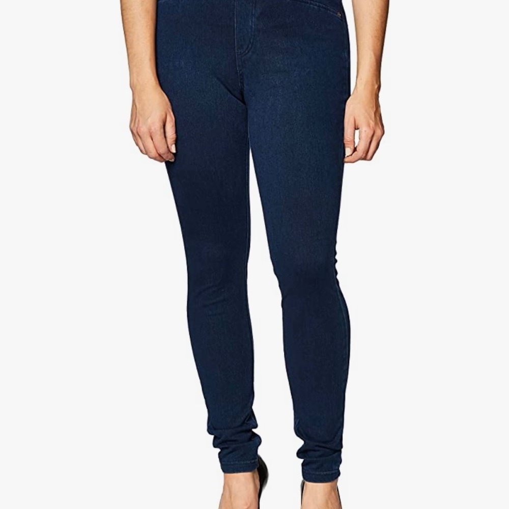 ❌SOLD❌ Hue Soft Smooth Jeggings